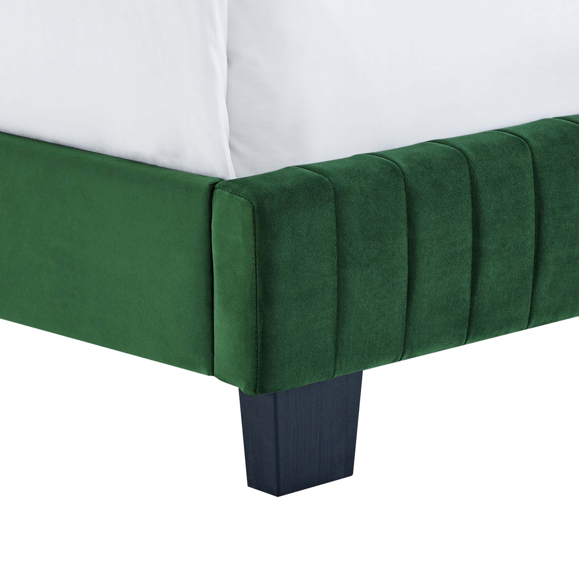Yiva Queen Bed - Emerald Denmark Home