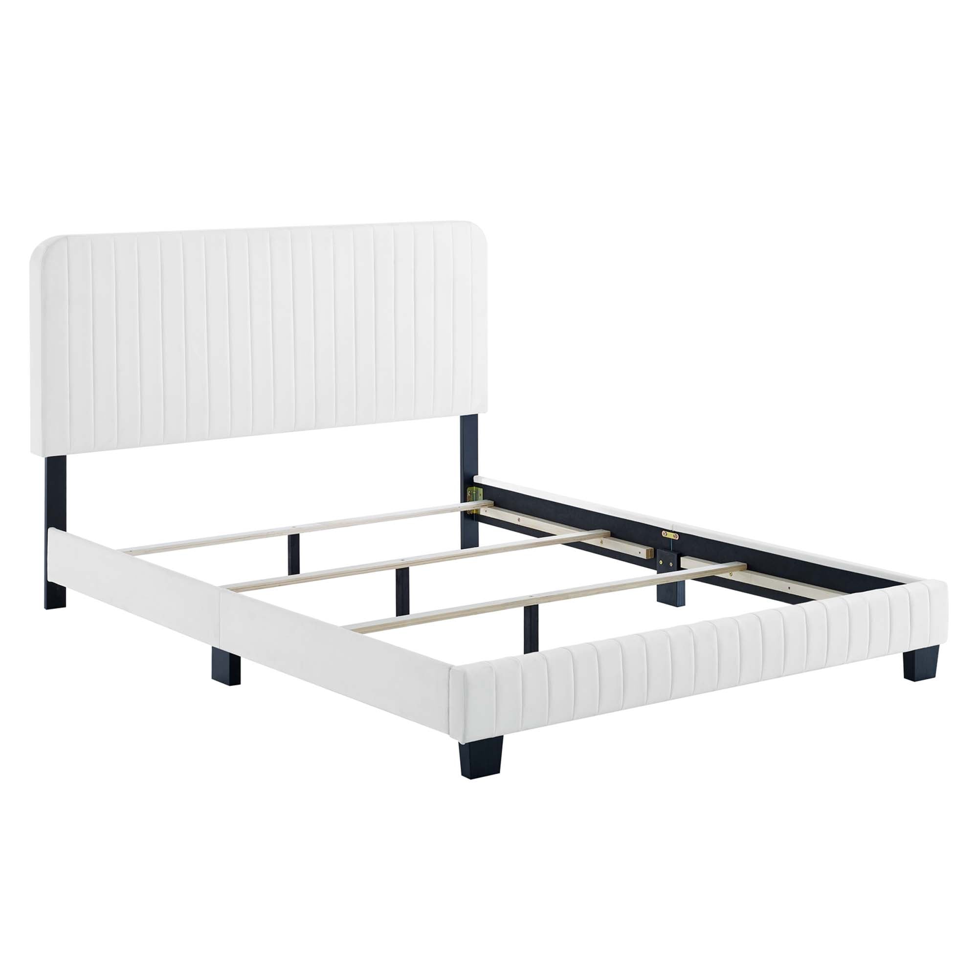 Yiva Queen Bed - White Denmark Home