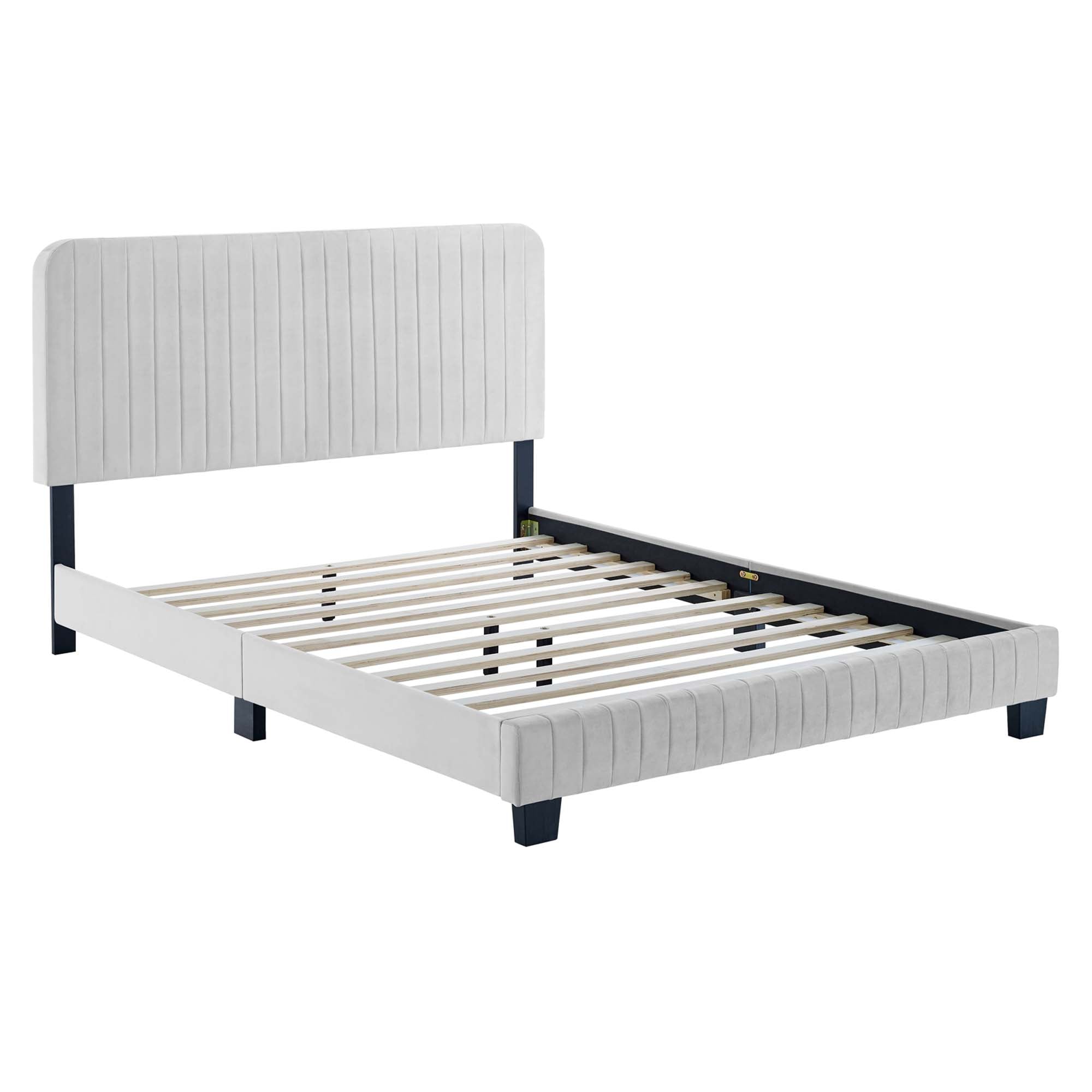 Yiva Queen Platform Bed - Light Gray Denmark Home