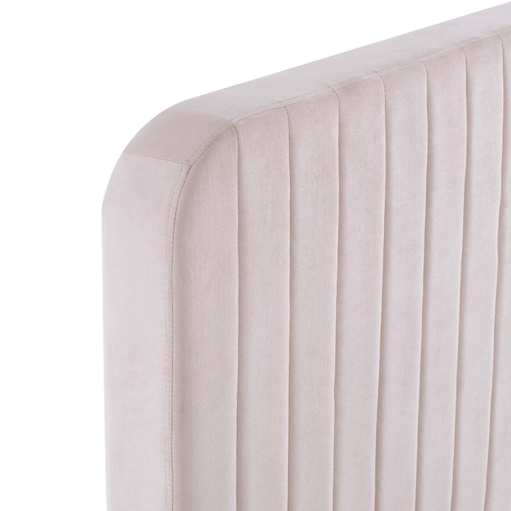 Yiva Queen Platform Bed - Pink Denmark Home