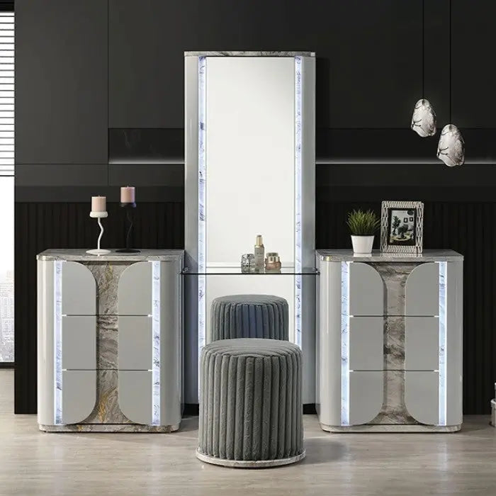 Elowen Vanity Stool – Light Gray Faux Fur Denmark Home