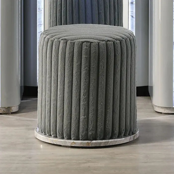 Elowen Vanity Stool – Light Gray Faux Fur Denmark Home